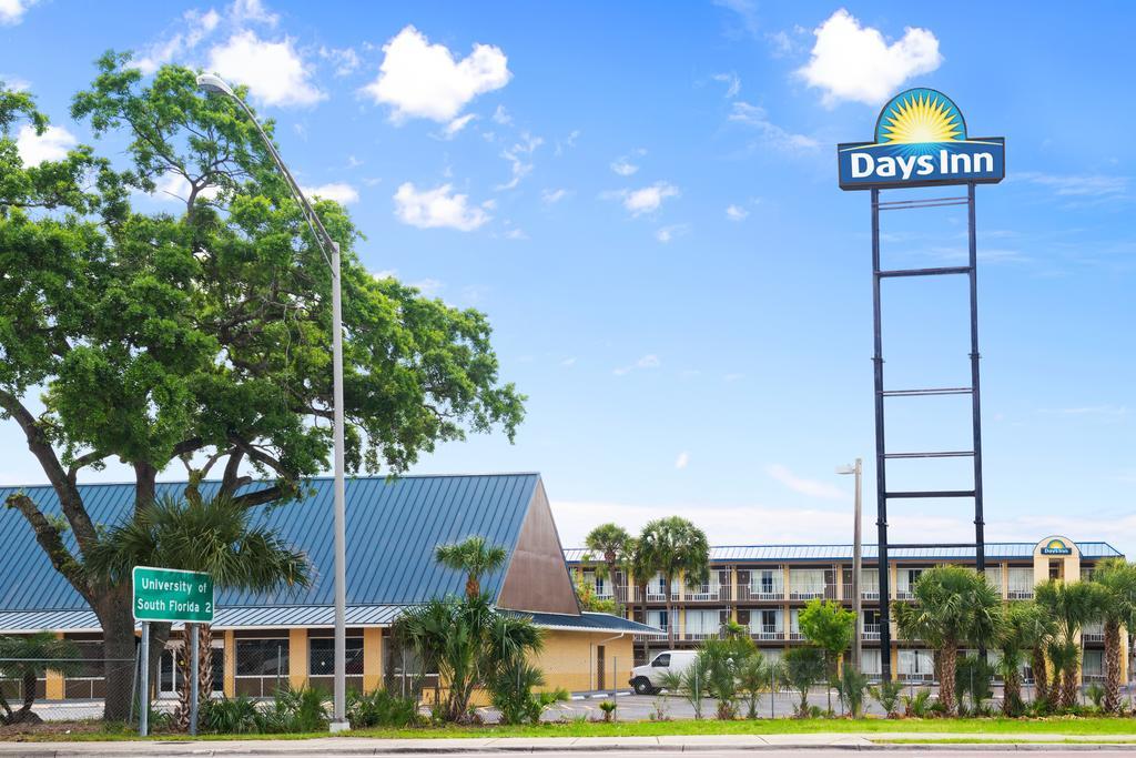 Days Inn Tampa North Of Busch Gardens Eksteriør bilde